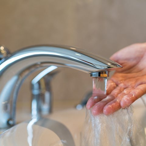 hot water servicing in Lara